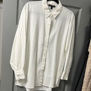 Banana Republic White Button Down Shirt